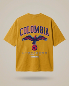 Colombia Soccer Tee — “La Tierra del Fútbol” Oversized Vintage Football Fan Shirt 2